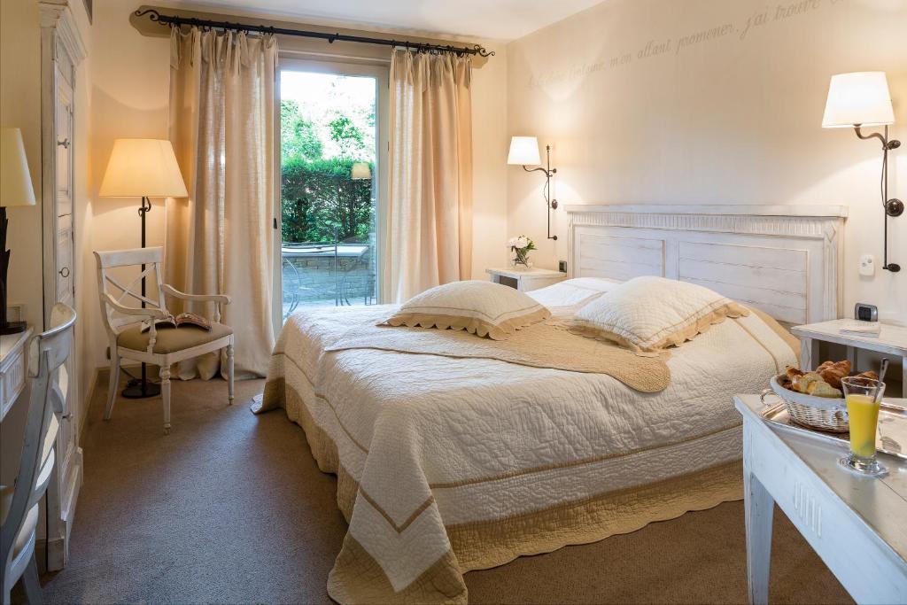 Domaine De Clairefontaine 4*